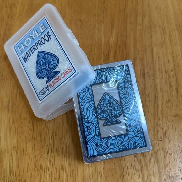 🎁NEW SEALED Hoyle Waterproof Clear Playing Cards Mom Dad Elderly - Picture 1 of 9